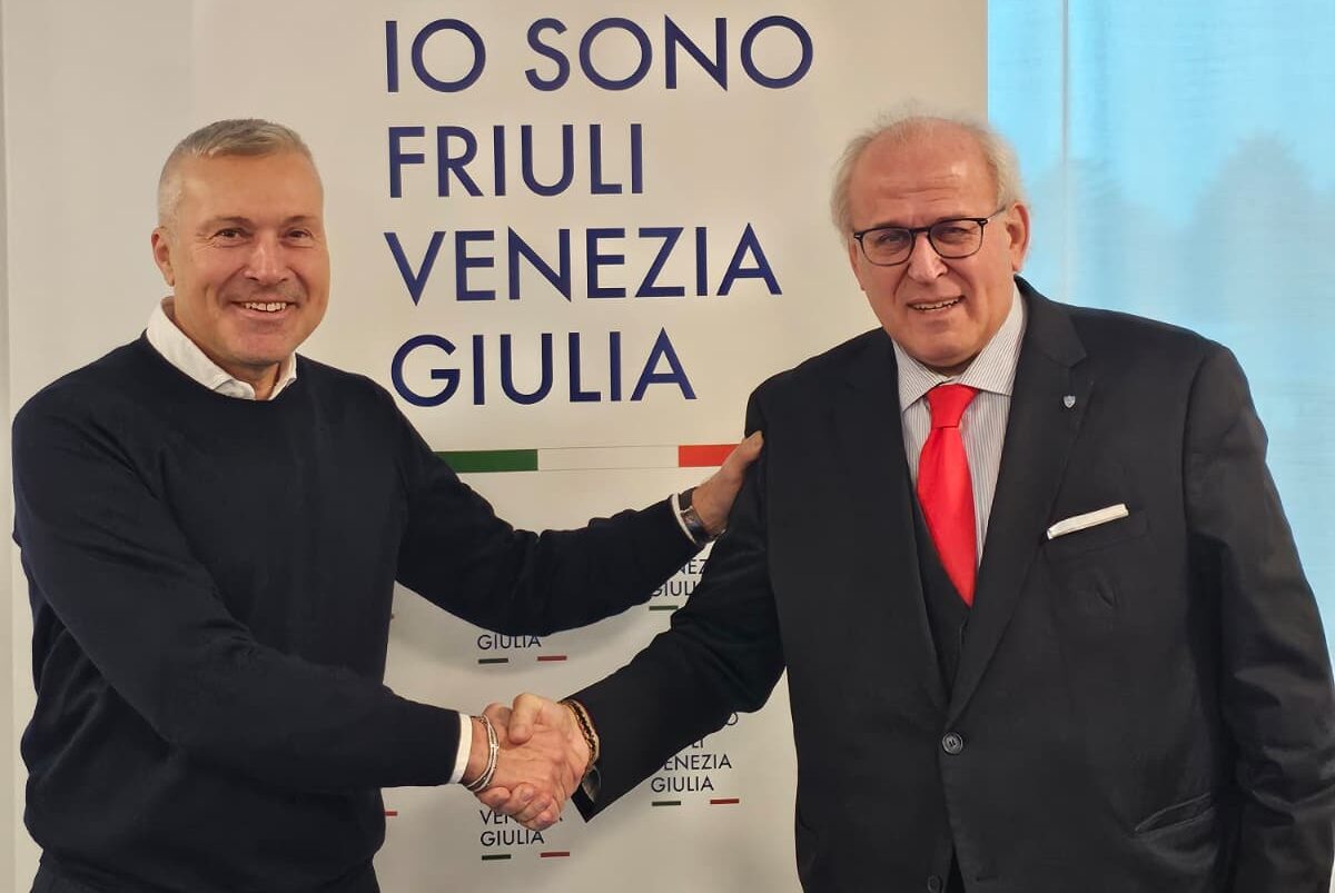 L'assessore regionale alle Attività produttive e turismo Sergio Emidio Bini con il sindaco di Gorizia Rodolfo Ziberna - Go!2025