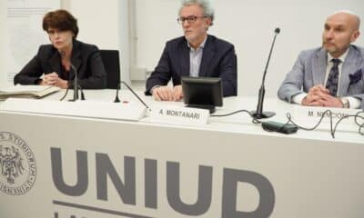 L’assessore all’Università Alessia Rosolen durante la presentazione di labvillage.it