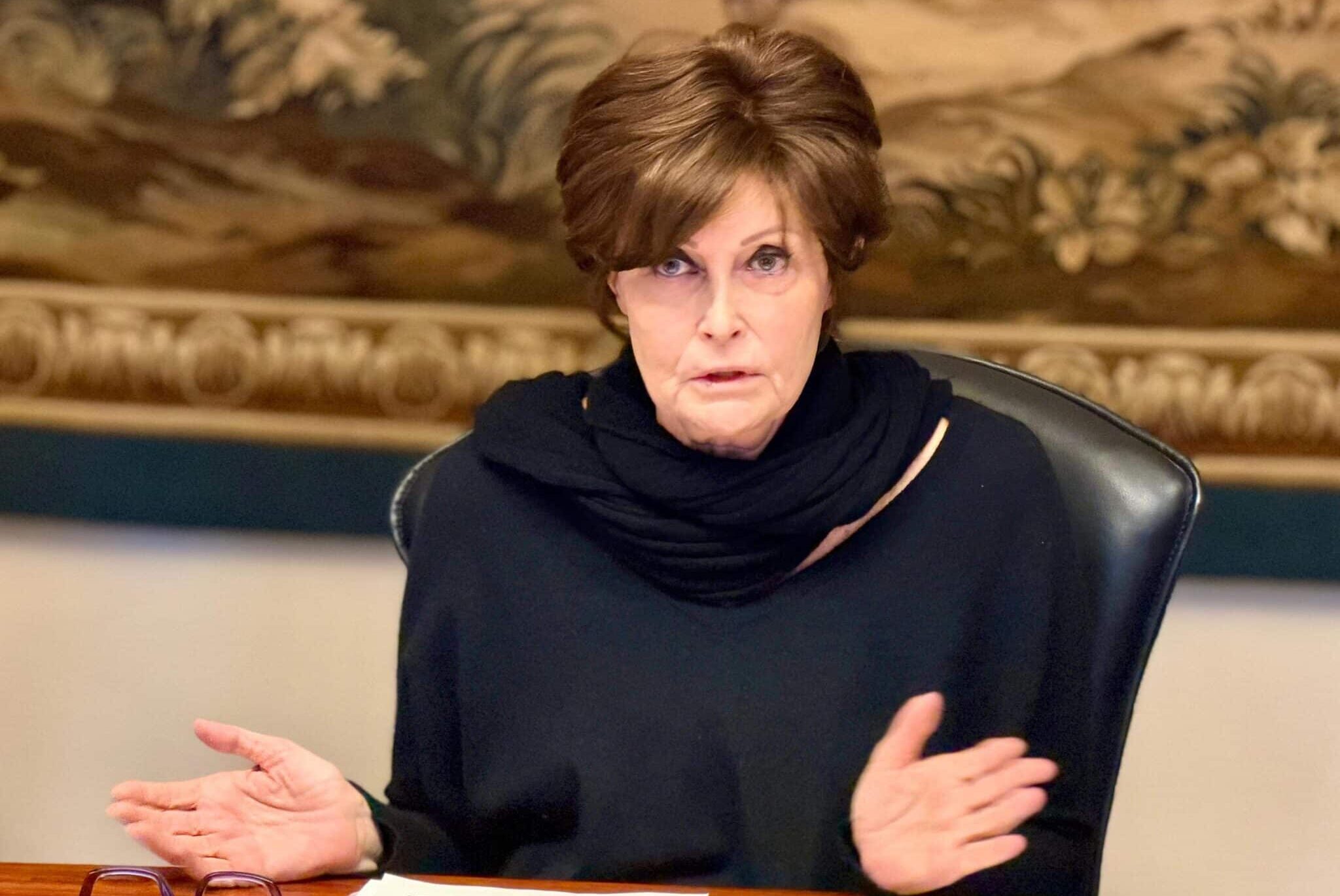 L'assessore regionale al Lavoro, formazione, istruzione, ricerca, università e famiglia Alessia Rosolen