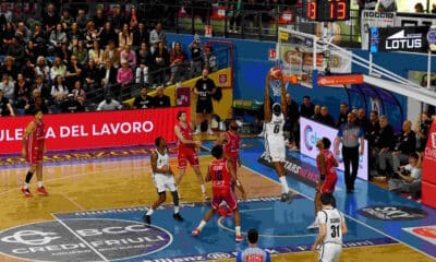 Spencer schiaccia contro Milano