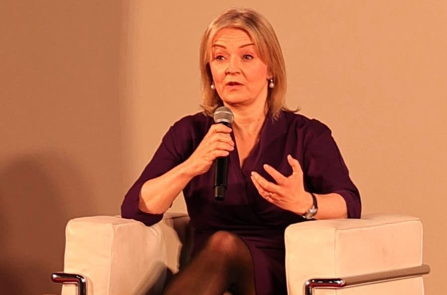 Elizabeth Truss a Open Dialogues