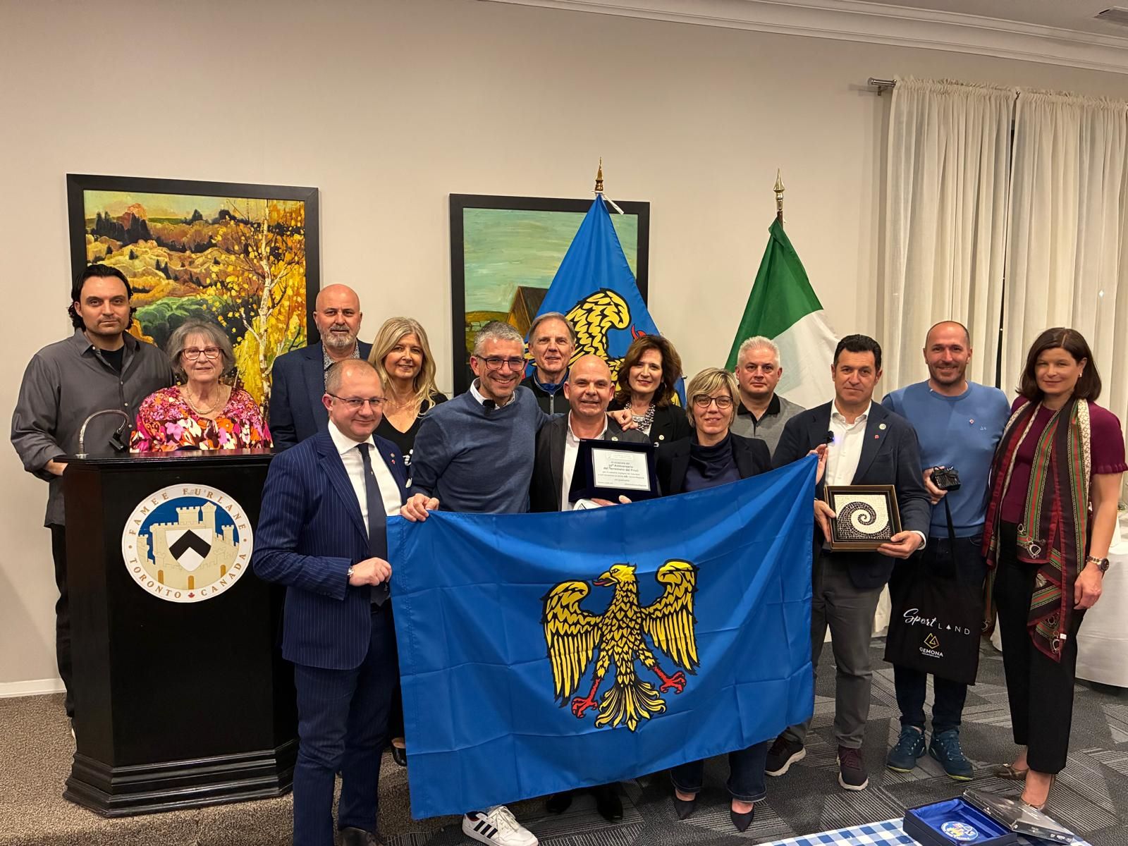 Gli assessori Zilli e Roberti con i corregionali in Canada