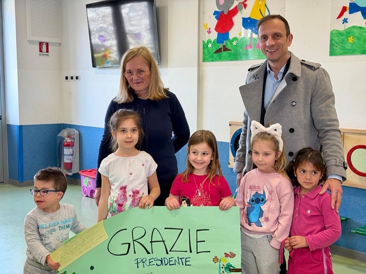 Il governatore Fedriga in visita nella scuola paritaria dell'infanzia di San'Osvaldo a Udine