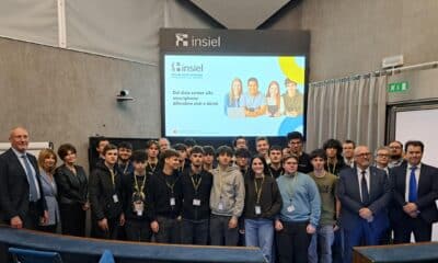 Foto di gruppo alla consegna degli attestati