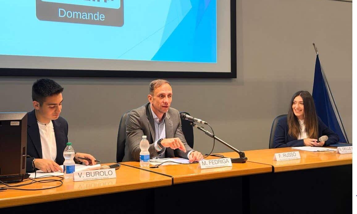 Il governatore Massimiliano Fedriga all'incontro con i rappresentanti della Consulta degli studenti di Trieste