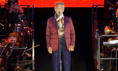 Il maestro Bocelli durante il concerto