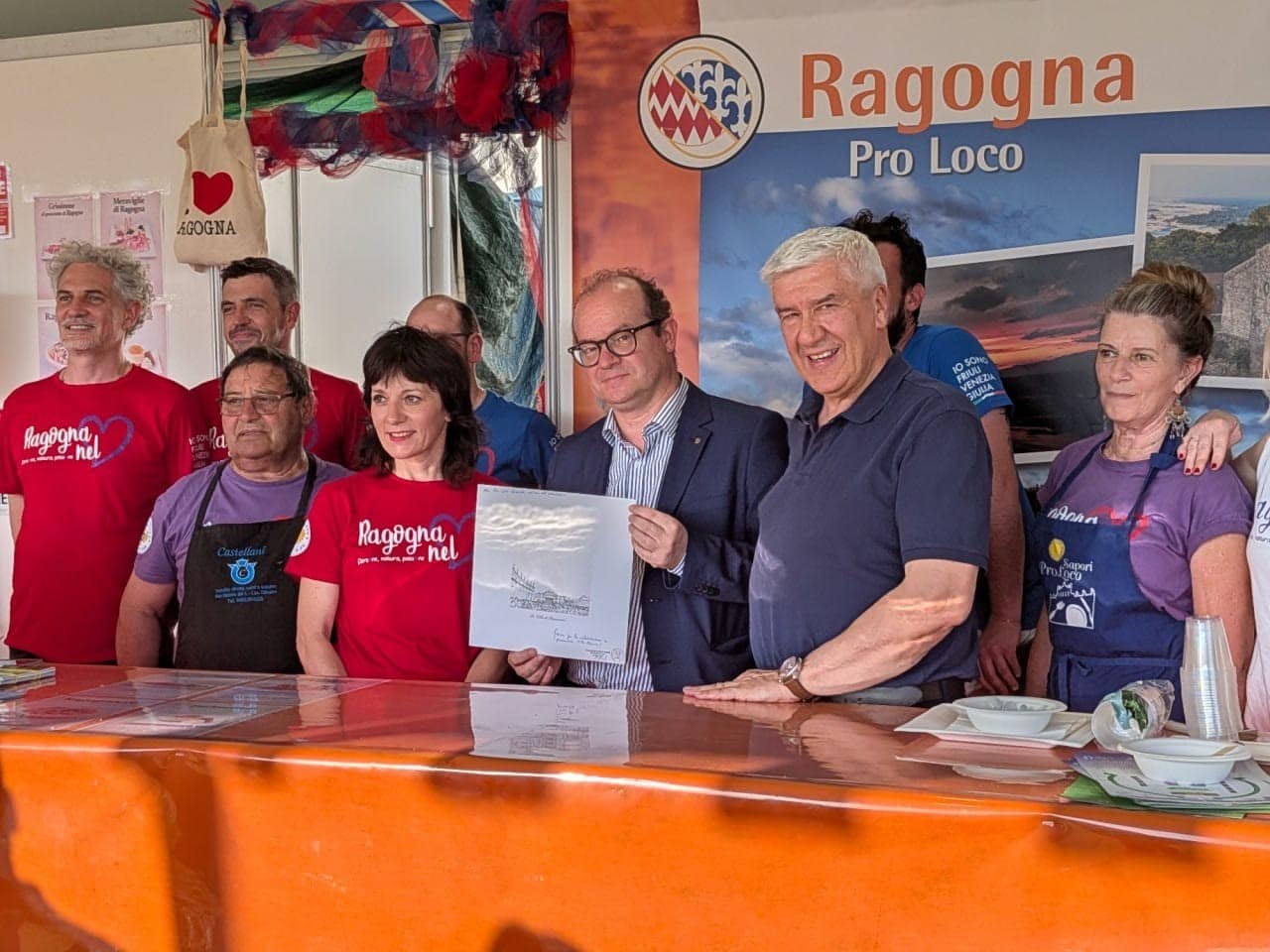 Il vicegovernatore Anzil visita gli stand con il presidente Unpli De Marchi