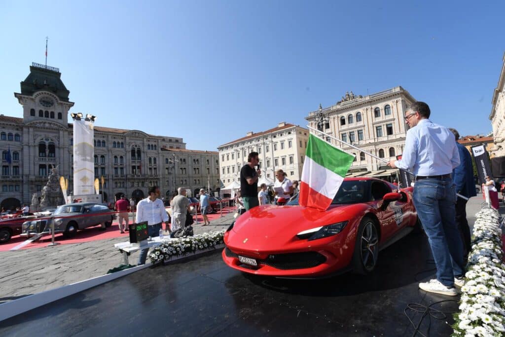 Il via alla seconda tappa della Mitteleuropean Race 2025