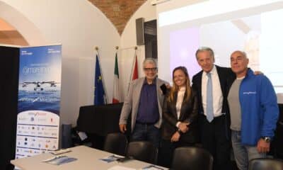 L'assessore Scoccimarro (secondo da destra) alla presentazione di Mare Nordest 2026