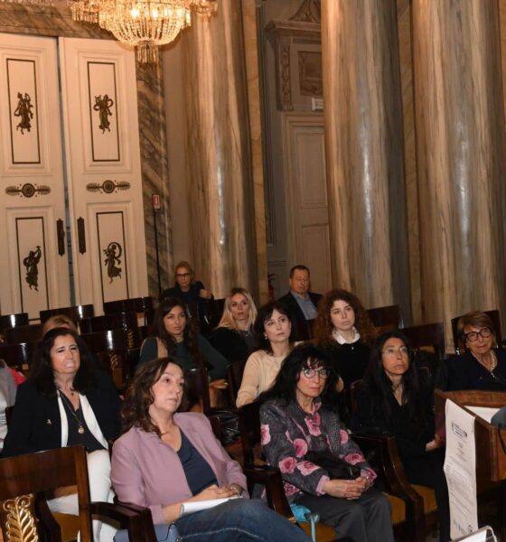 L'assessore Rosolen durante il suo intervento - Maternità FVG