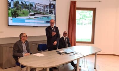 L'assessore regionale alla Salute, Riccardo Riccardi, nel suo intervento al Campus del Cro di Aviano alla presentazione della ricerca sul mesotelioma pleurico