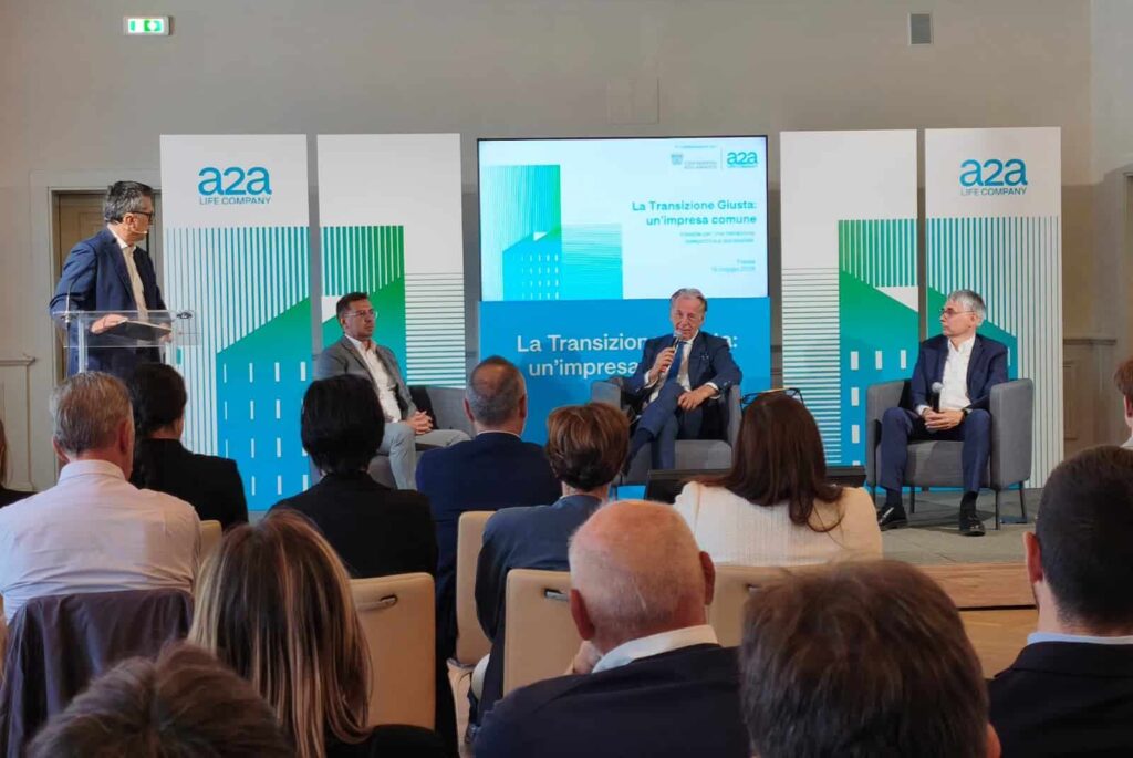 L'assessore regionale Fabio Scoccimarro, alla presentazione del Bilancio di sostenibilità territoriale del Friuli Venezia Giulia di A2A