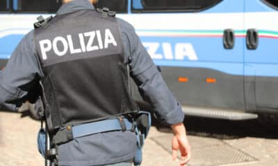 Polizia -Migranti cinesi