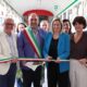 Il taglio del nastro all'inaugurazione