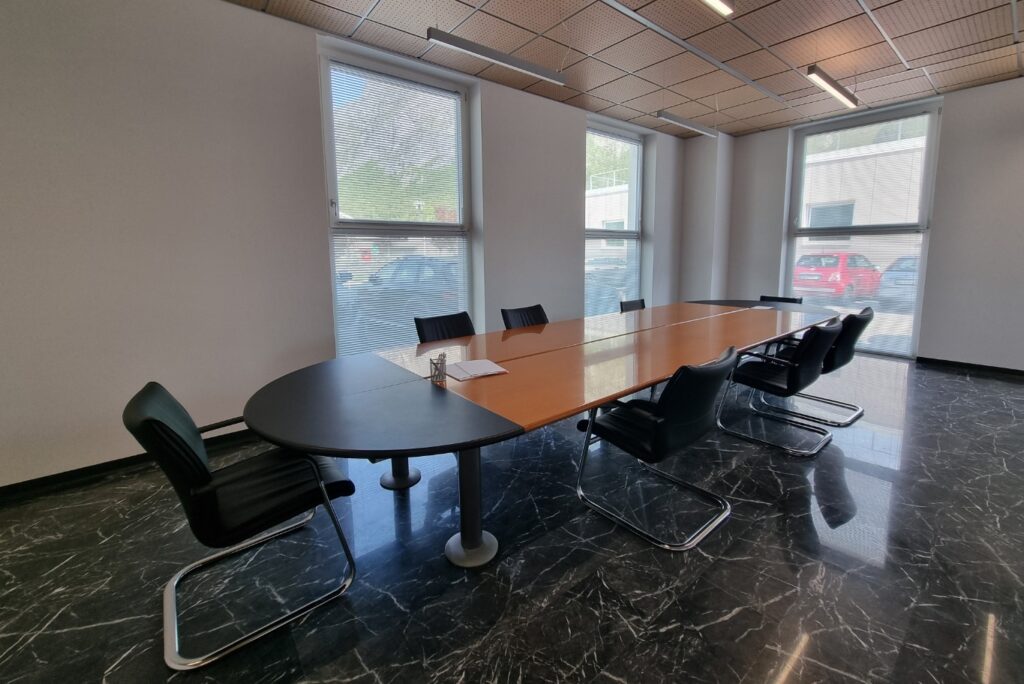 Sala riunioni della sede TEC4I FVG di Amaro