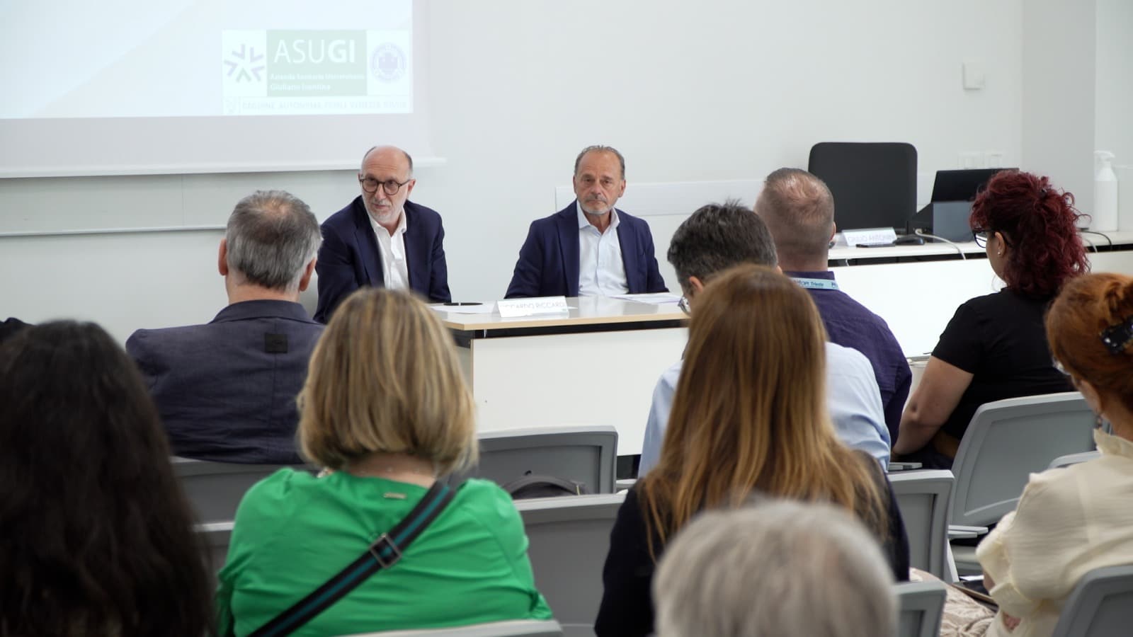 Un momento della presentazione dell'avviso pubblico per il Terzo settore