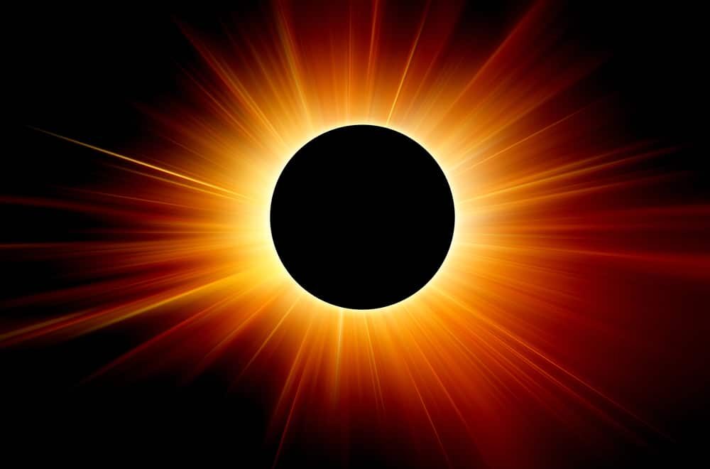 Eclissi solare - come e quando vedere l'eclissi di sole del 12 agosto in fvg