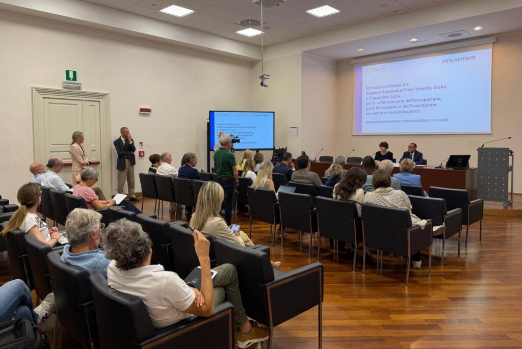La presentazione dell'accordo nel palazzo della Regione a Trieste