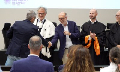L'assessore Riccardi consegna gli attestati ai nuovi 32 resilience officer
