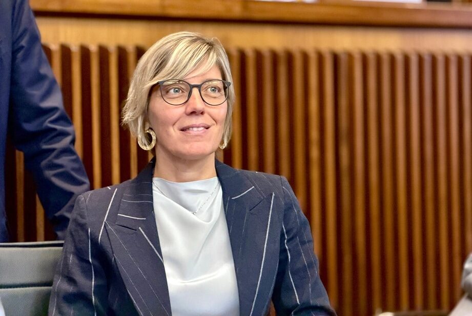 L'assessore alle Finanze Barbara Zilli in Aula