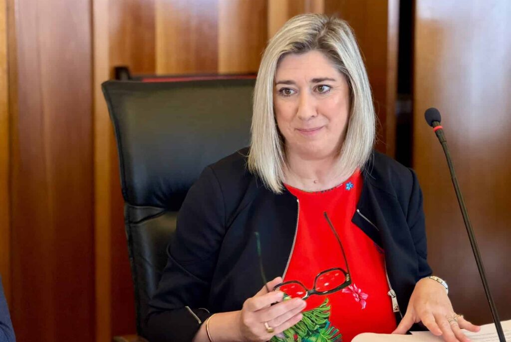 L'assessore regionale a Infrastrutture e territorio Cristina Amirante