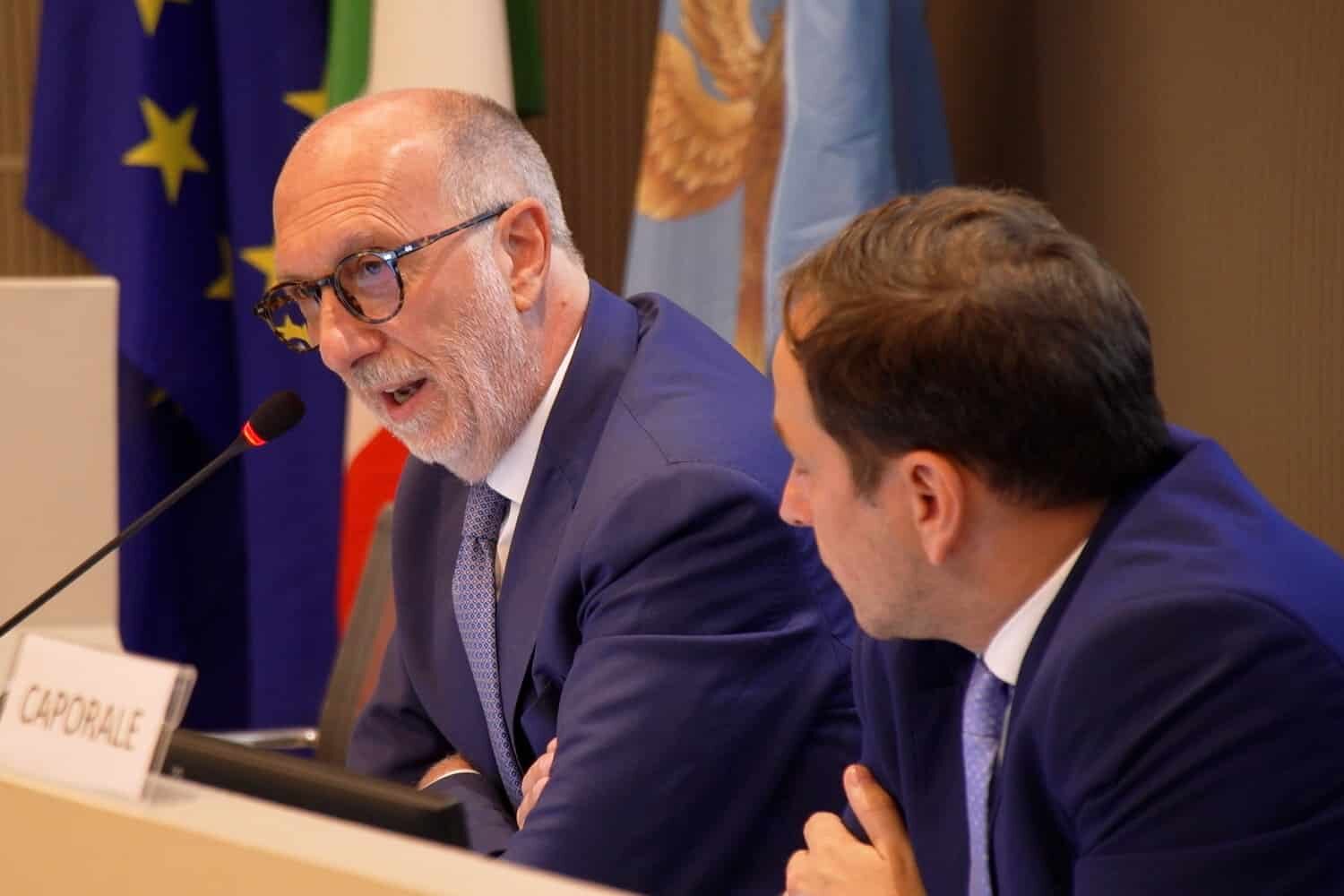 L'assessore regionale alla Salute Riccardo Riccardi presenta i dati sulle Case di comunità in Asufc con il direttore generale Denis Caporale