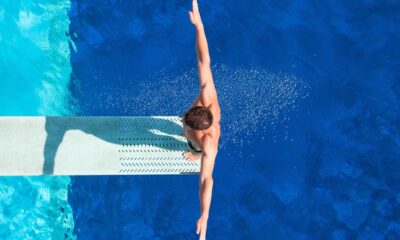 Tuffo dal trampolino