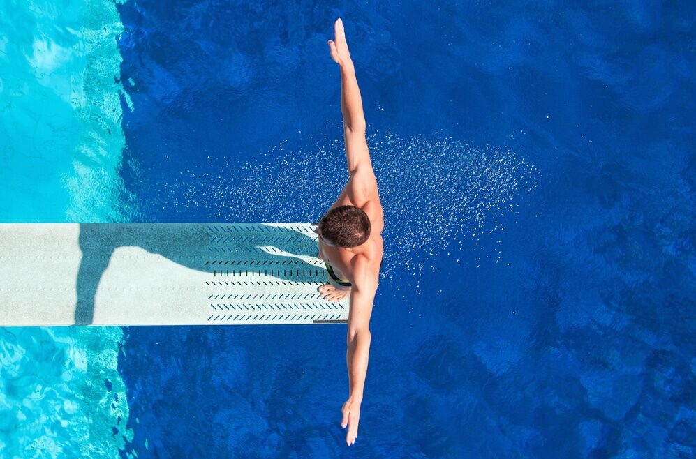 Tuffo dal trampolino