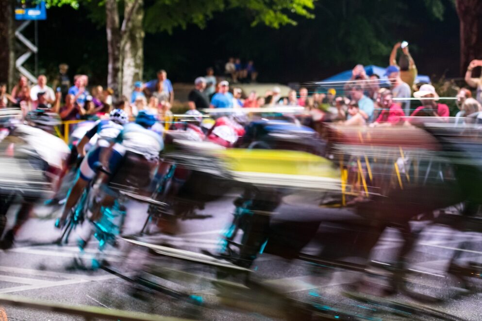 Gara ciclistica notturna