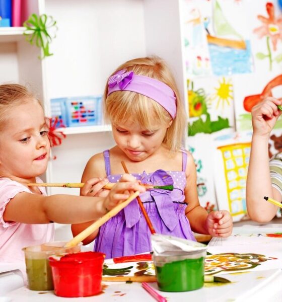 Bambini durante un'attività