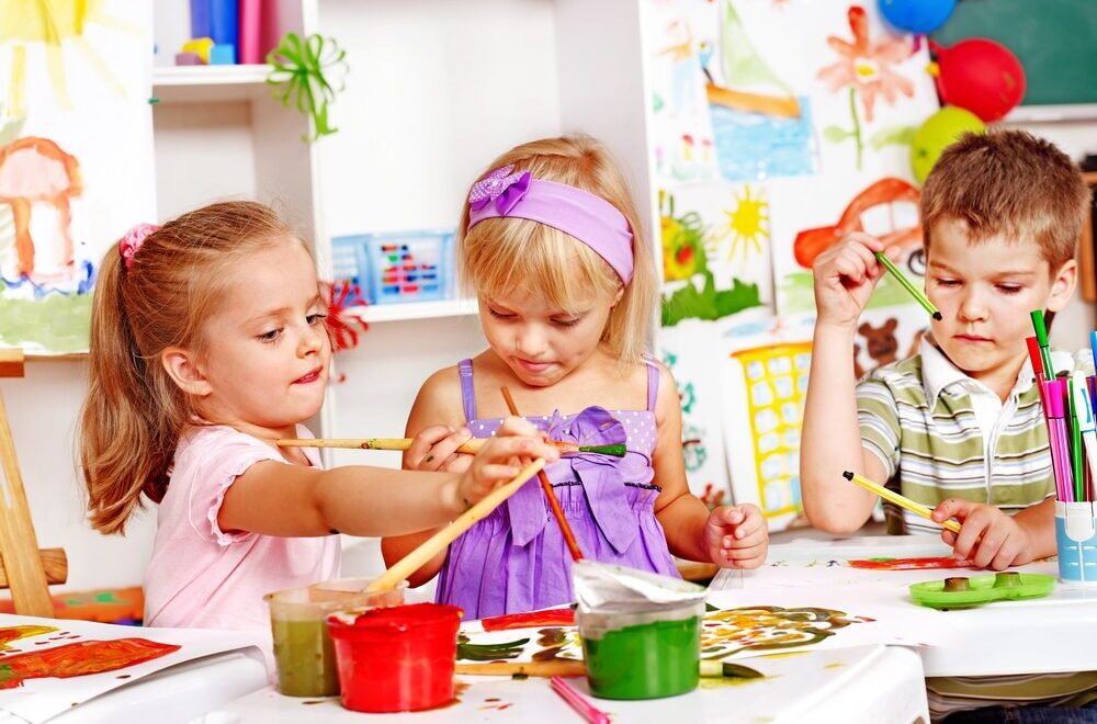 Bambini durante un'attività