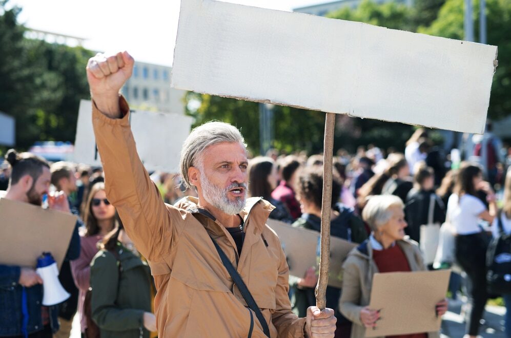 Manifestanti in piazza