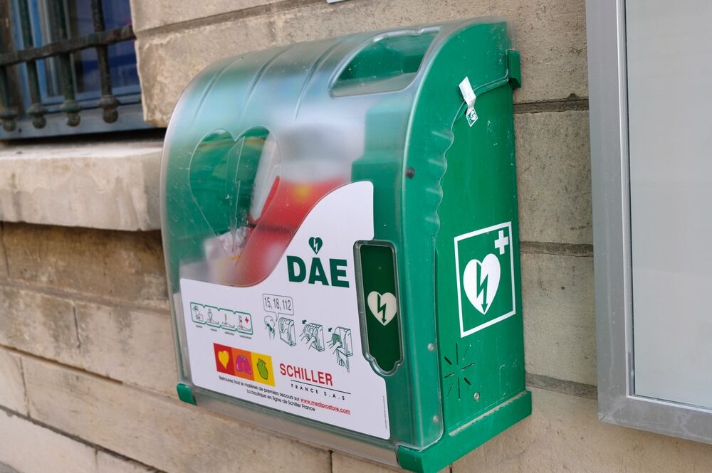 Dispositivo defibrillatore DAE