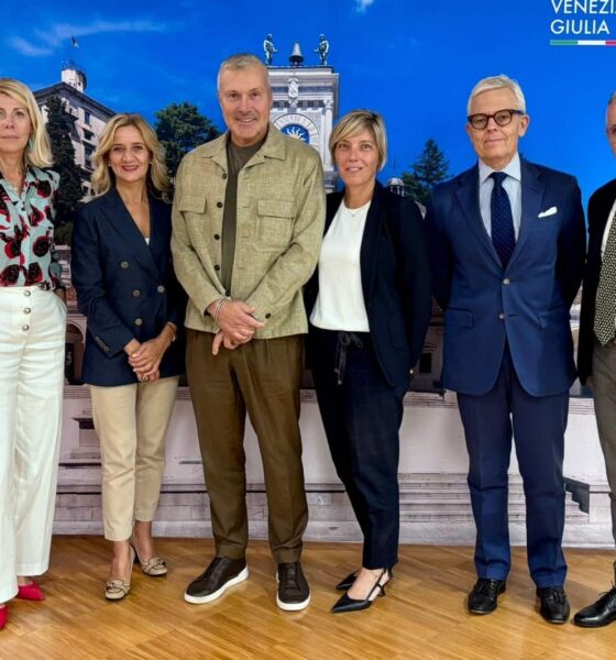 Gli assessori Sergio Emidio Bini e Barbara Zilli con i vertici di FVG Plus e la presidente di Friulia Federica Seganti