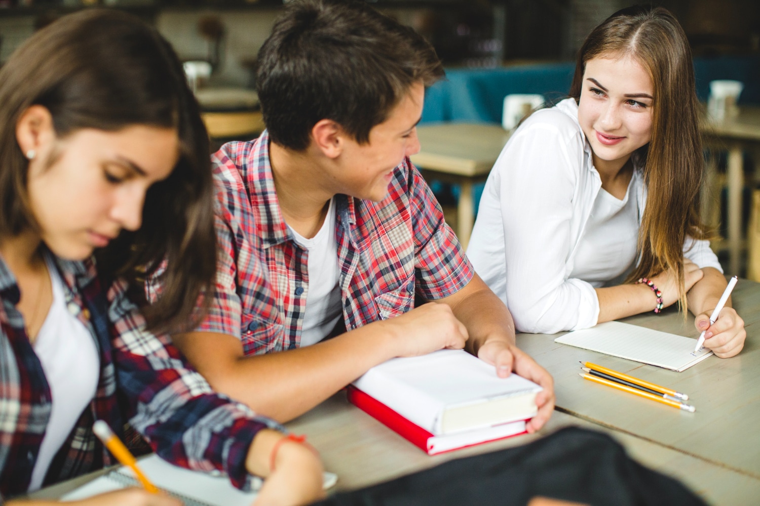 Studenti - Dall'8 ottobre è possibile richiedere i contributi per studenti in FVG