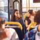 Studentesse sull'autobus