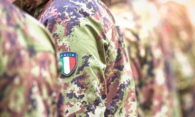 Militari italiani in divisa