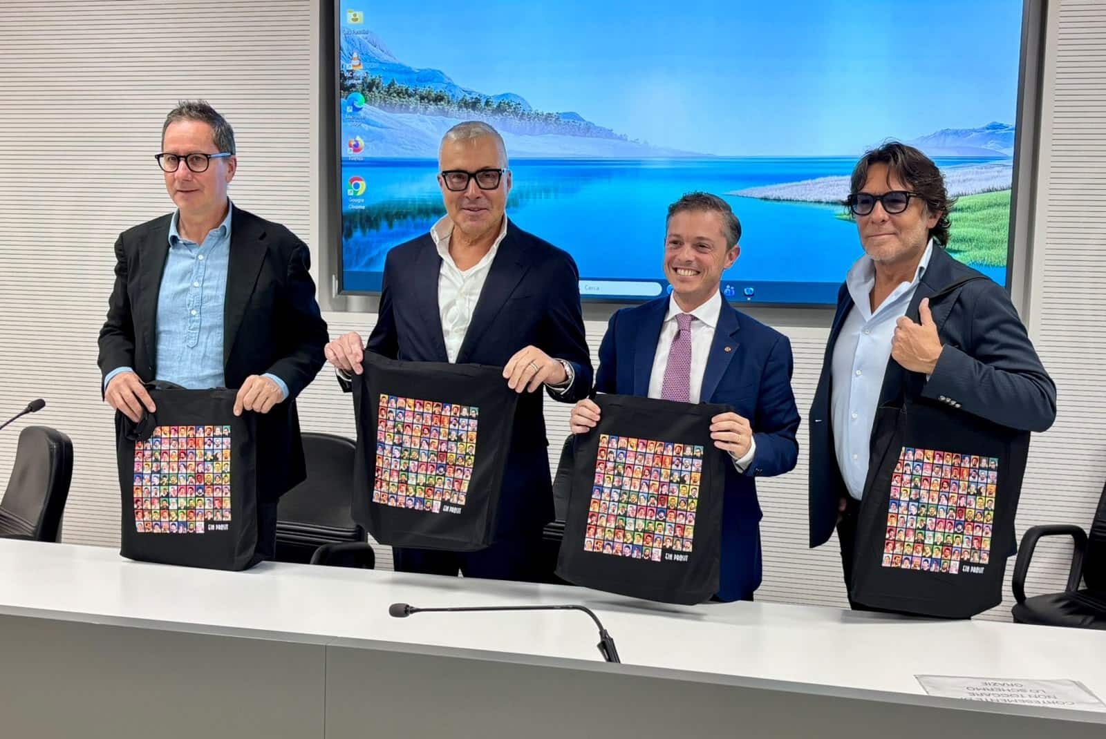 Foto di gruppo alla presentazione di Ein Prosit