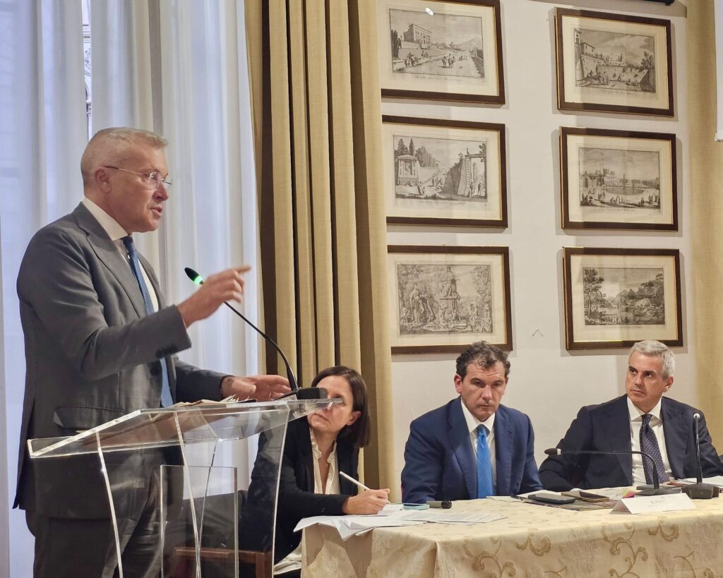 L'assessore Bini durante il suo intervento
