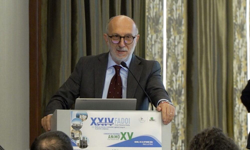 L'assessore Riccardi durante il suo intervento