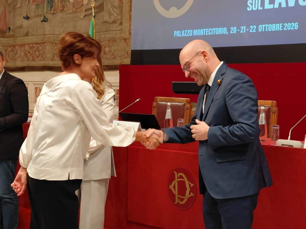 L'assessore regionale al Lavoro Alessia Rosolen con il presidente della Camera dei Deputati Lorenzo Fontana