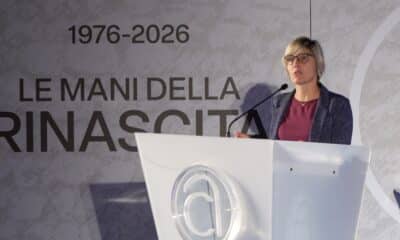 L'assessore regionale alle Finanze Barbara Zilli durante il suo intervento al convegno di Confartigianato a Gemona del Friuli.