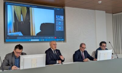 Un momento dell'incontro sulla vertenza Electrolux con l'assessore Sergio Emidio Bini e l'assessore Alessia Rosolen in videocollegamento.