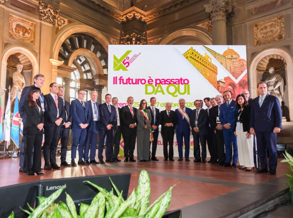 Foto opportunity al termine della cerimonia di apertura del Festival delle Regioni e delle Province autonome in corso di svolgimento a Firenze (foto Conferenza delle Regioni)