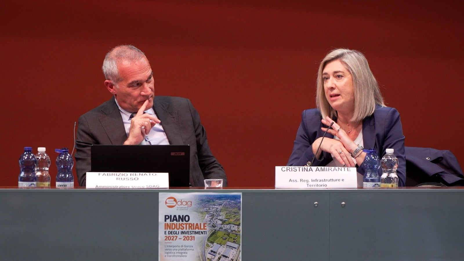 L'assessore regionale alle Infrastrutture e territorio Cristina Amirante (a destra) all'Interporto di Gorizia alla presentazione del Piano industriale e degli investimenti 2027-2031 di Sdag