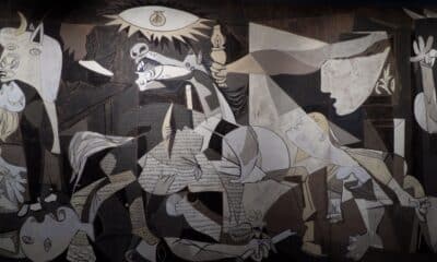 La Guernica di Picasso esposta a palazzo Elti a Gemona