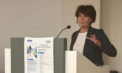 L'assessore regionale Alessia Rosolen interviene al convegno della Commissione regionale Pari opportunità nella sede della Regione a Udine