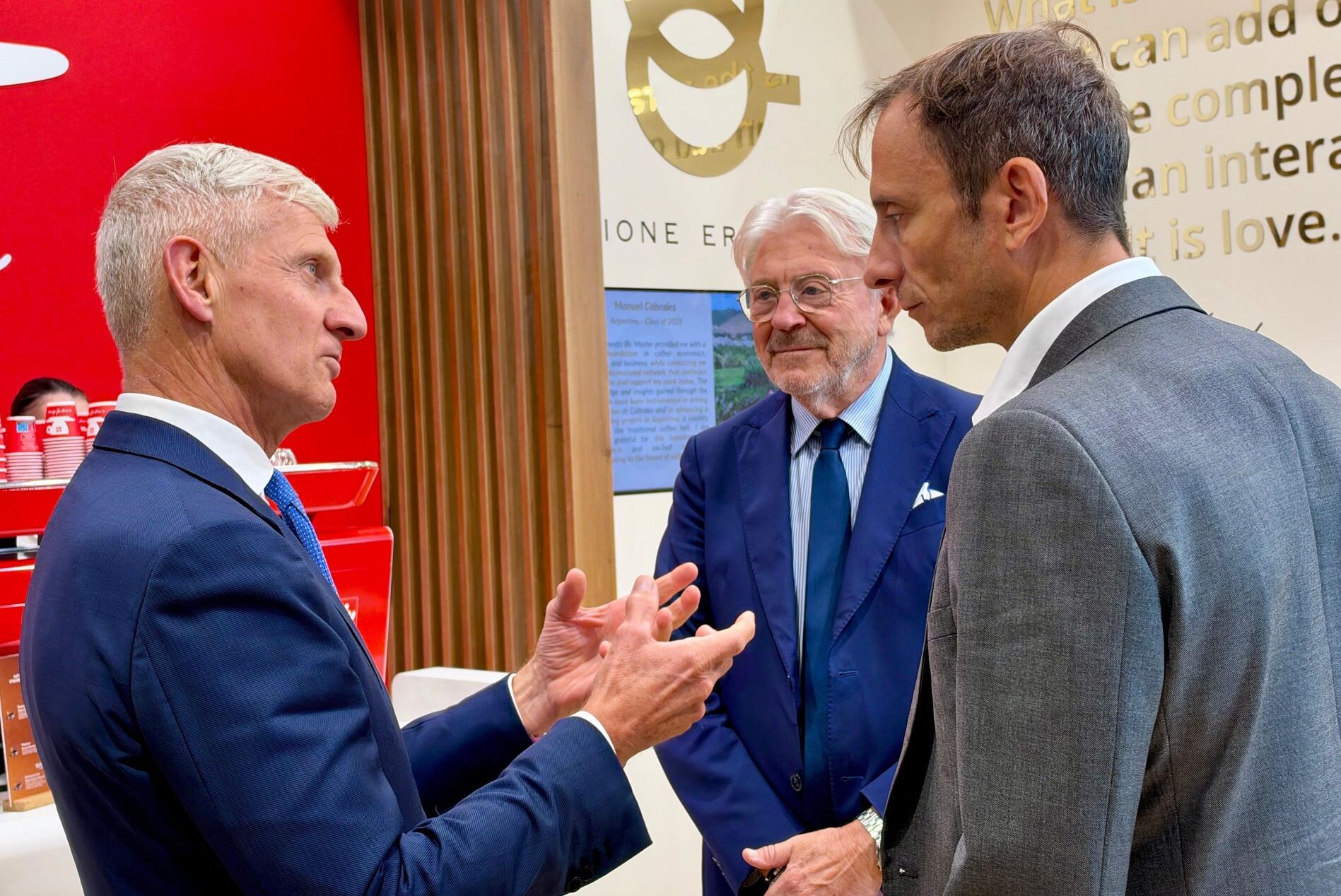 Da sinistra, Andrea Illy, il presidente della Camera di commercio Antonio Paoletti e il governatore Massimiliano Fedriga